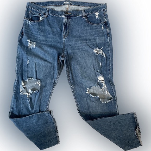 Distressed Boyfriend Jeans - Picture 1 of 3